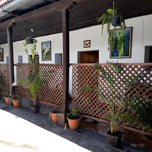 https://kym-hostel.guatemalaantiguahotels.com